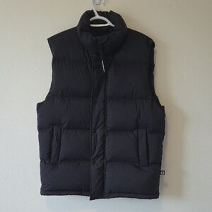 Aritzia Black Supersize Puffer Vest